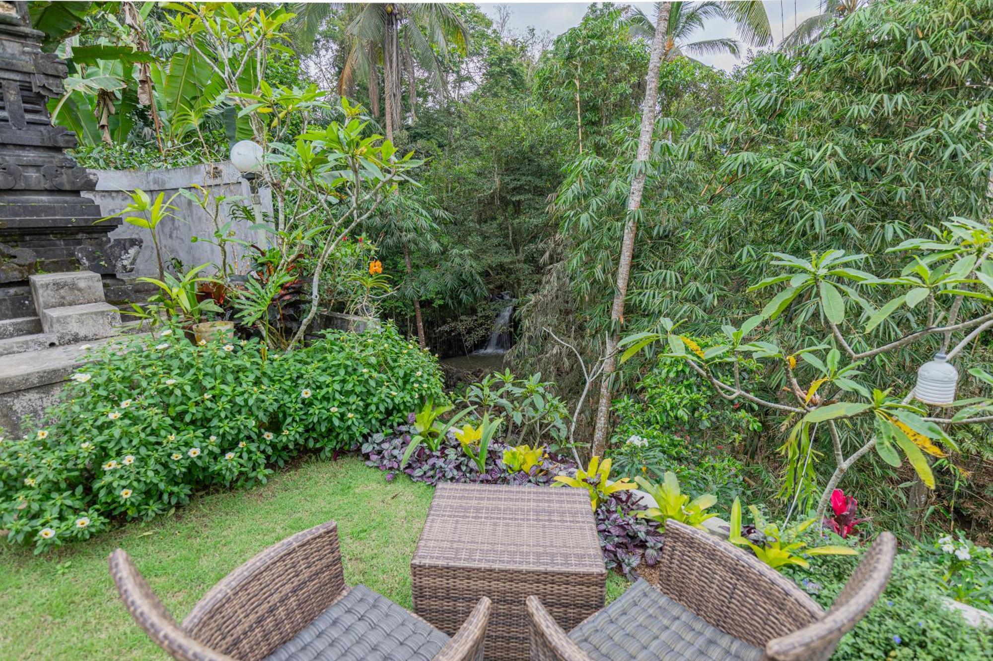 Campuhan Guesthouse Tabanan  Bagian luar foto