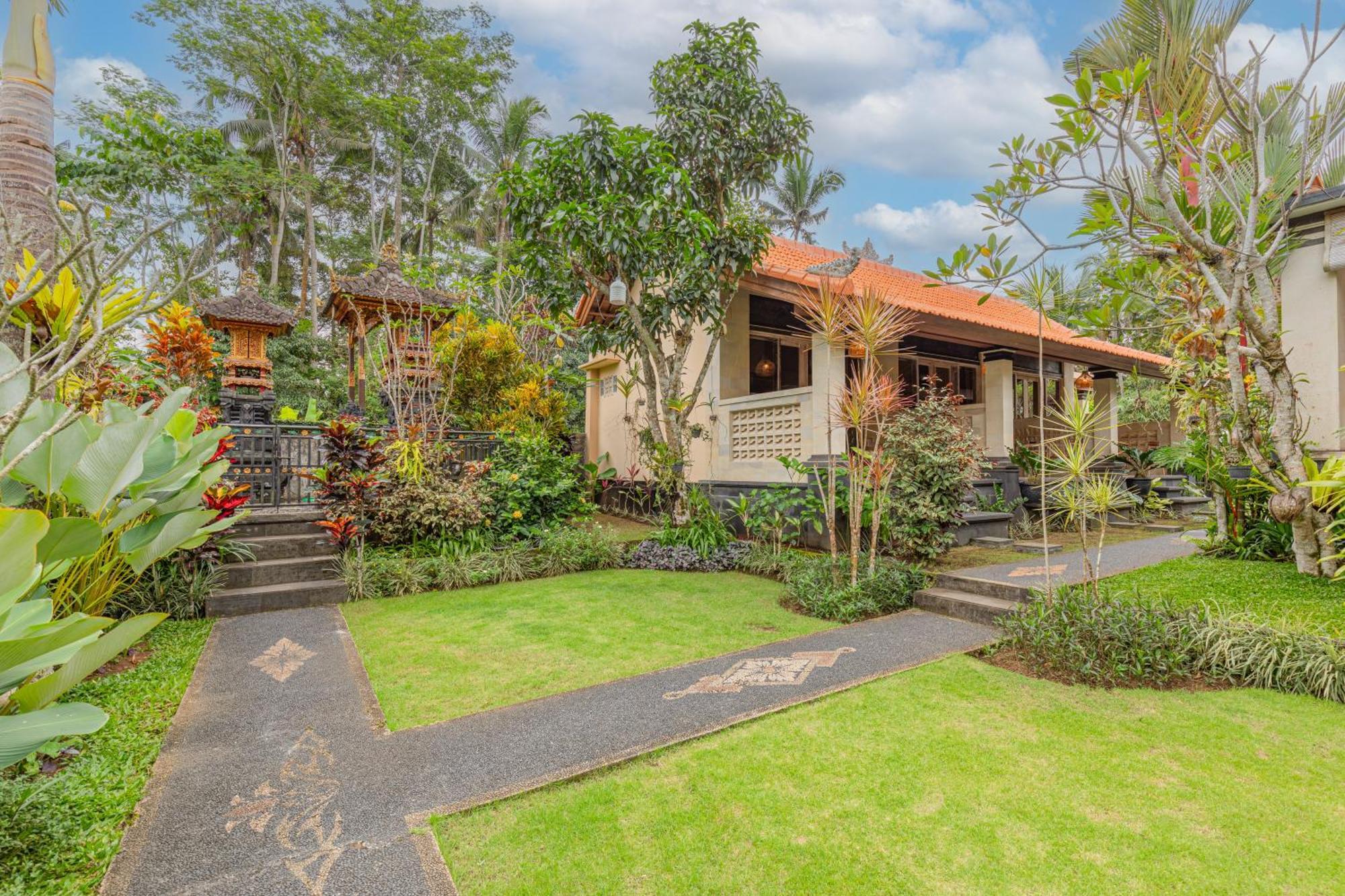 Campuhan Guesthouse Tabanan  Bagian luar foto