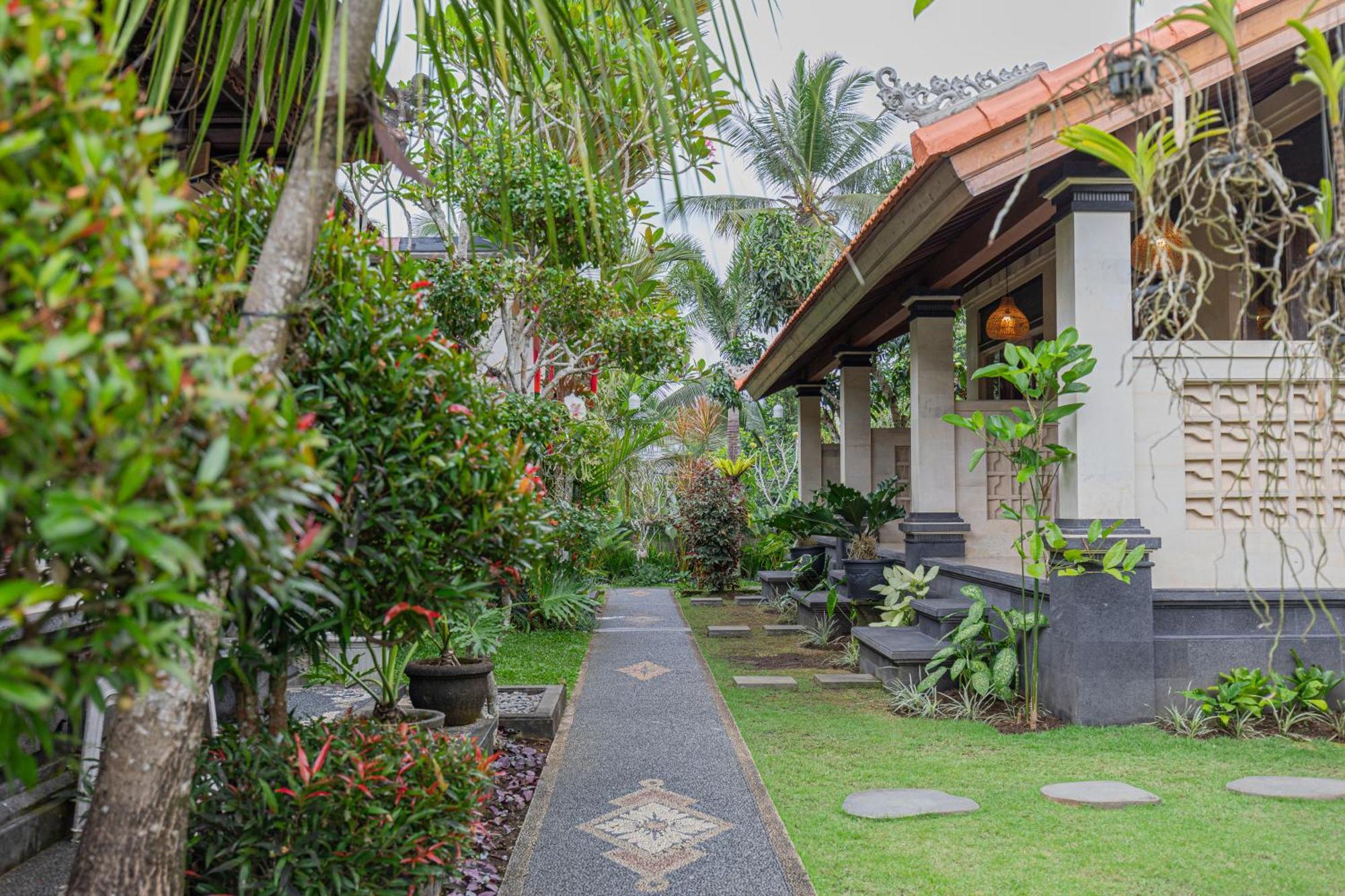Campuhan Guesthouse Tabanan  Bagian luar foto